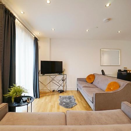 Modern 2 Bed Apartment With Juliet Balcony - Dhb Stays Leeds  Buitenkant foto